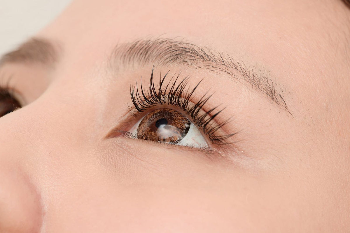 Rechargeable Heated Eyelash Curler – product image 3